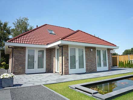 EIGENTIJDSE WONING 1